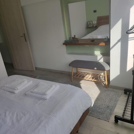 Central Maisonette Volos Luaran gambar