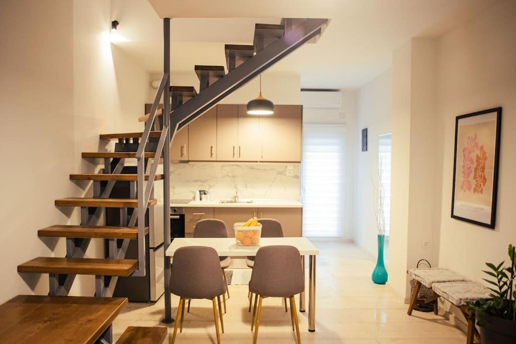 Central Maisonette Volos Luaran gambar