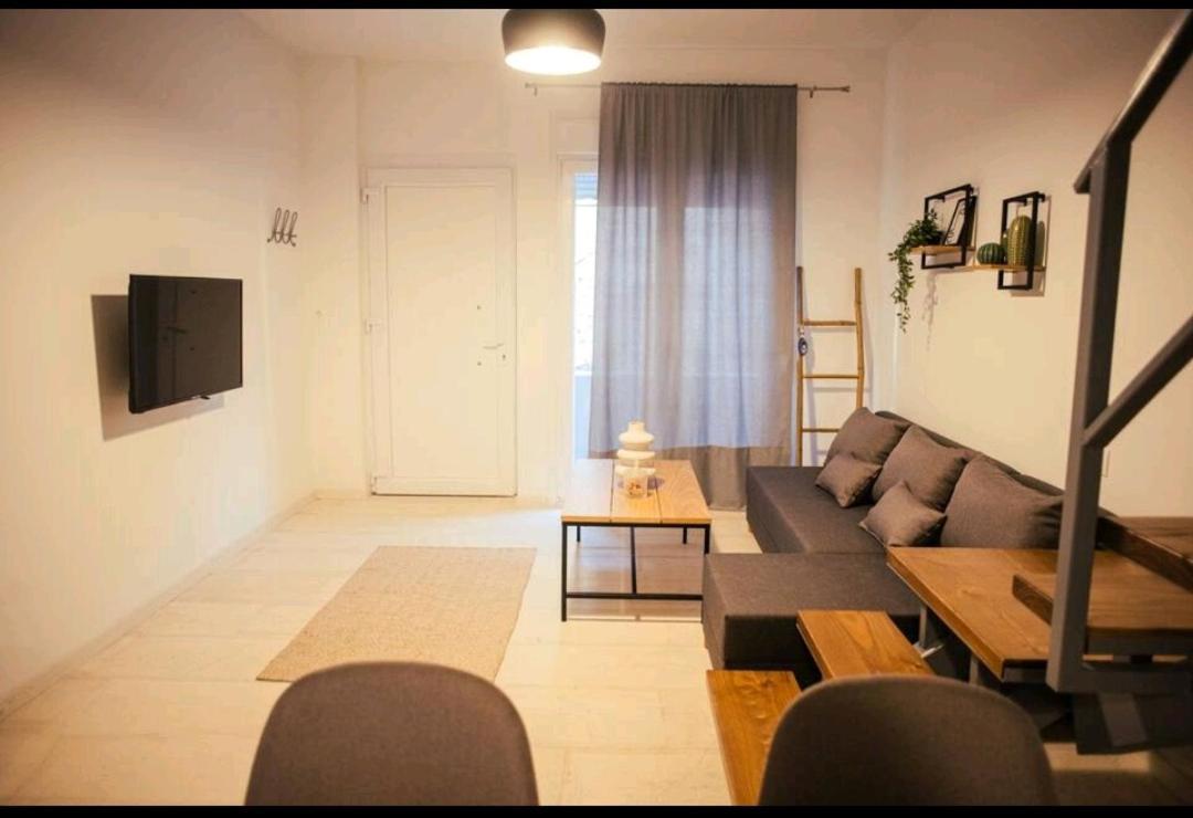 Central Maisonette Volos Luaran gambar